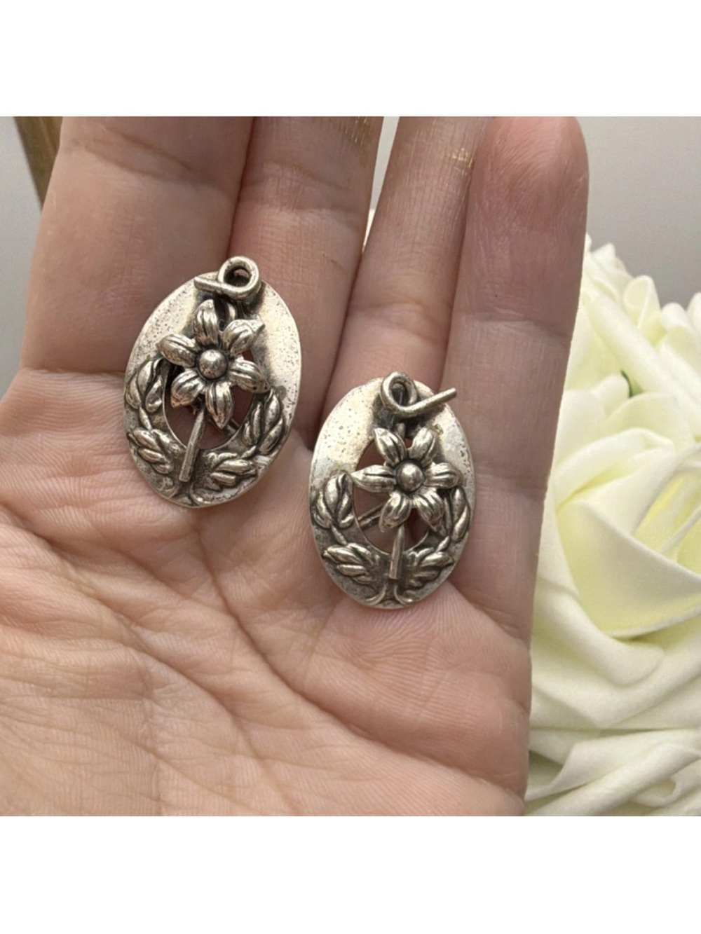 Coro Sterlingcraft Signed Sterling Silver Floral Oval Clip-On Earrings No Stone
